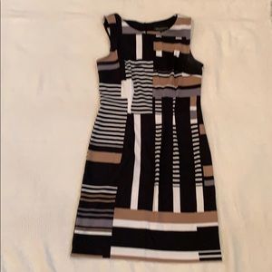 Patterned summer shift dress